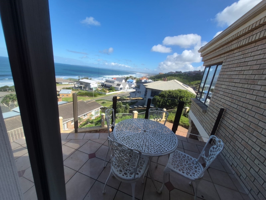 3 Bedroom Property for Sale in Dana Bay Western Cape